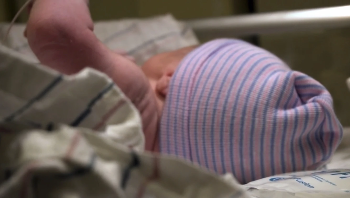 Cylindrical Loading White Blue Pink Polyester Comfortable Beanie Warm Newborn Cap