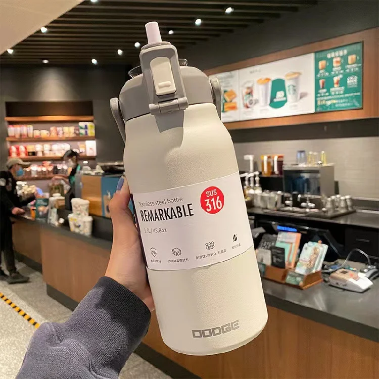 Spot goods 316 Stainless Steel Iron Flask Sports Water Bottle Travel Mugs For Hot Drinks double wall vacuum flask