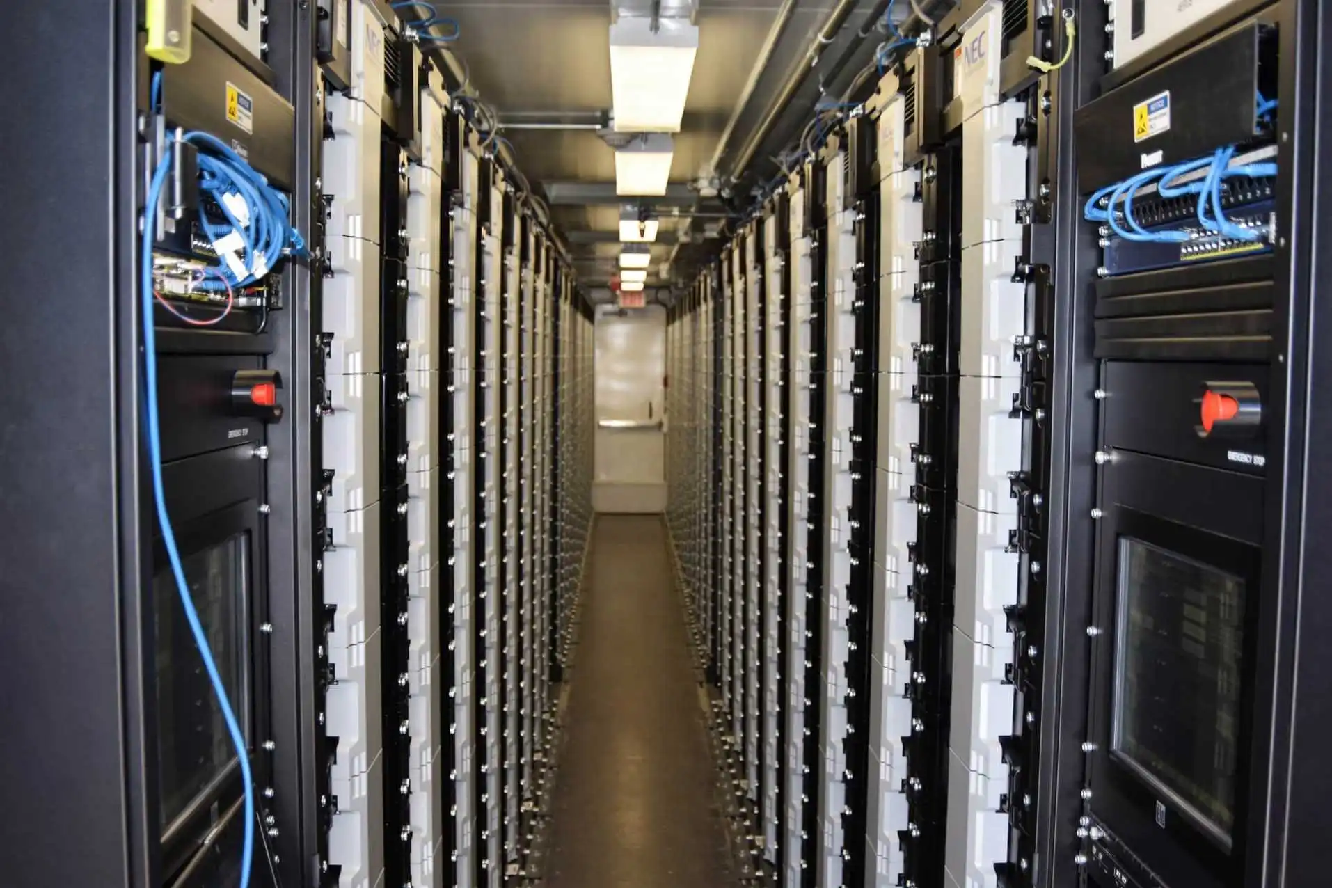 hot sale 500kw batteries Greenhouse mobile solar battery storage container 10mw with solar panels