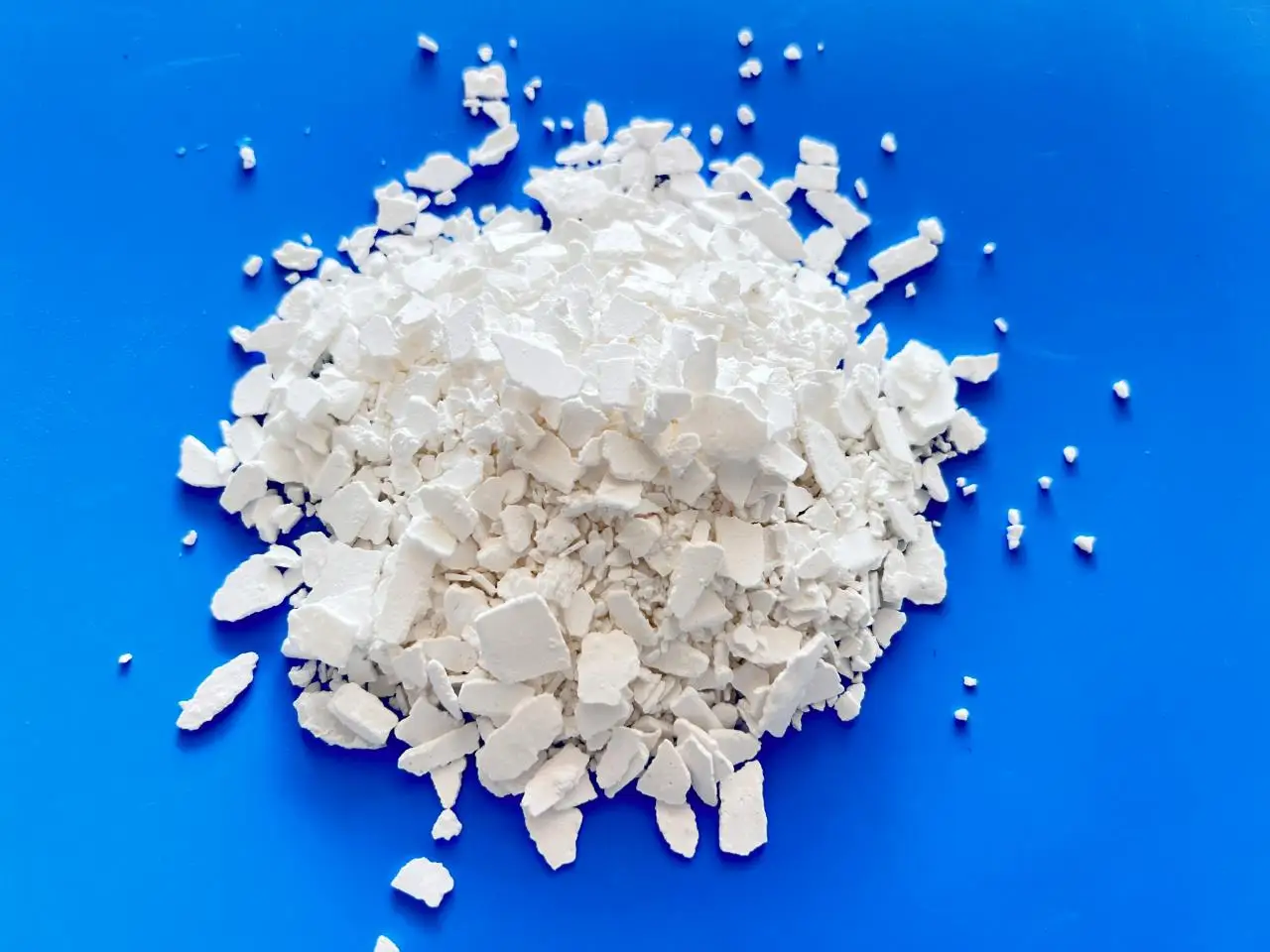 Factory hot sell : Calcium Chloride 74-77% industrial grade