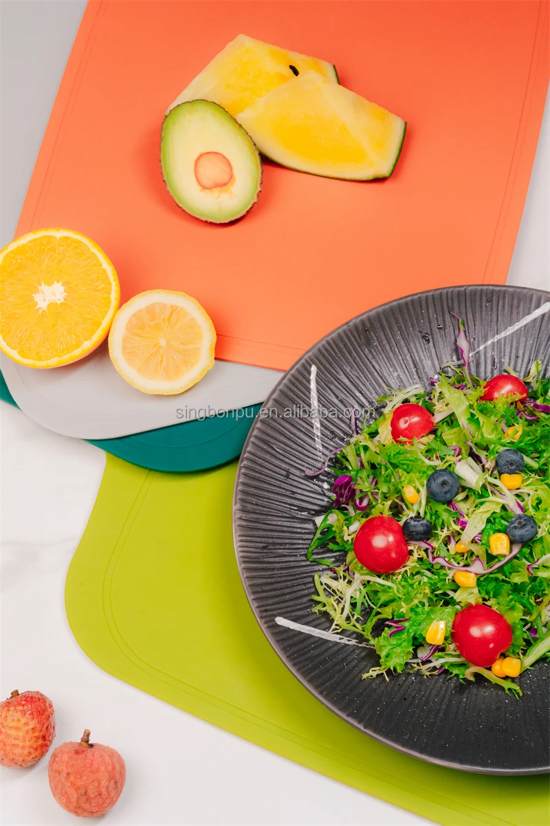 SINGBON New-stylish Flexible Plastic Cutting Board for Light Meal Salad Fitness Meals