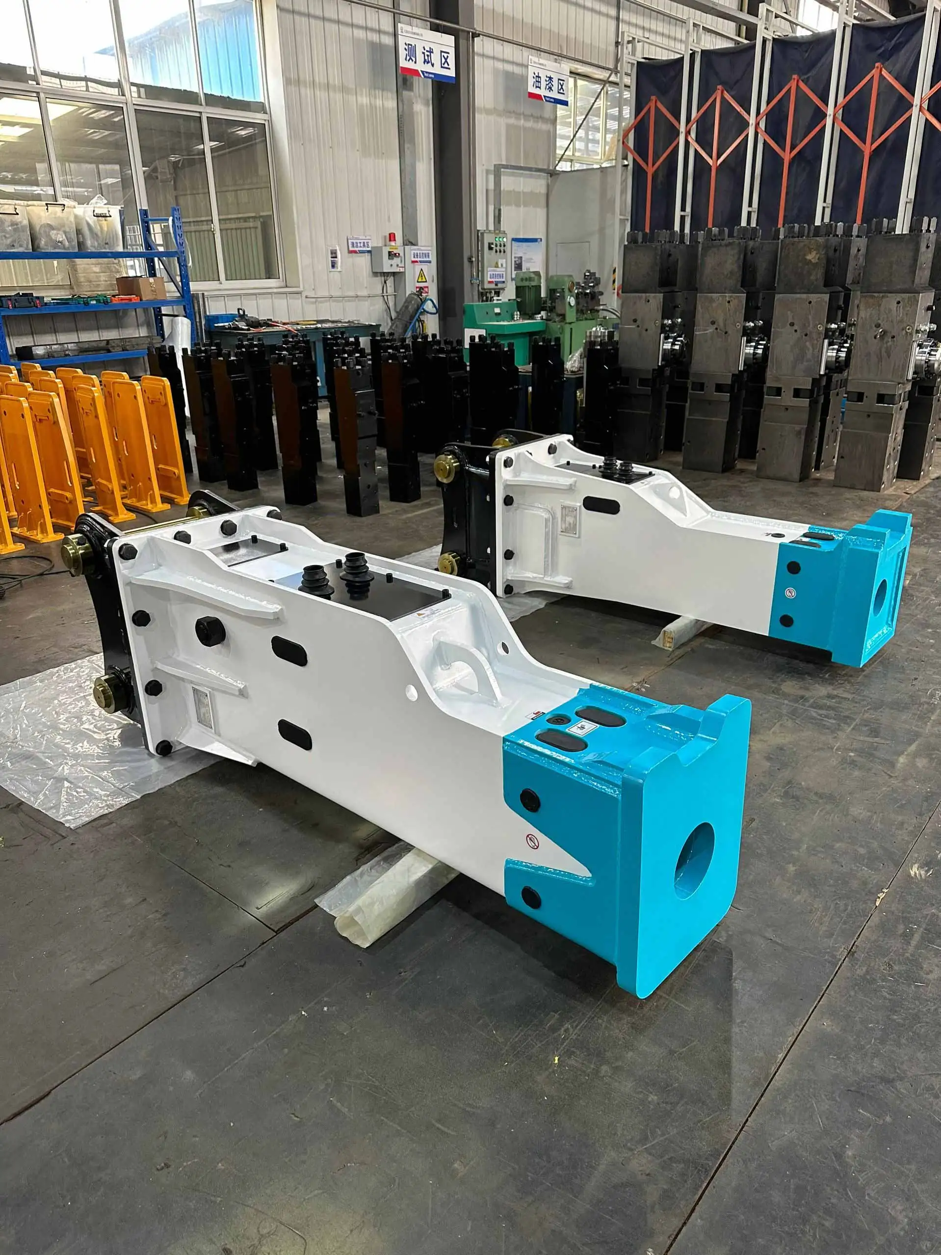 Multi Function Direct Factory SB81 EDT2200 Chisel 140mm Excavator Hydraulic Rock Hammer Breaker