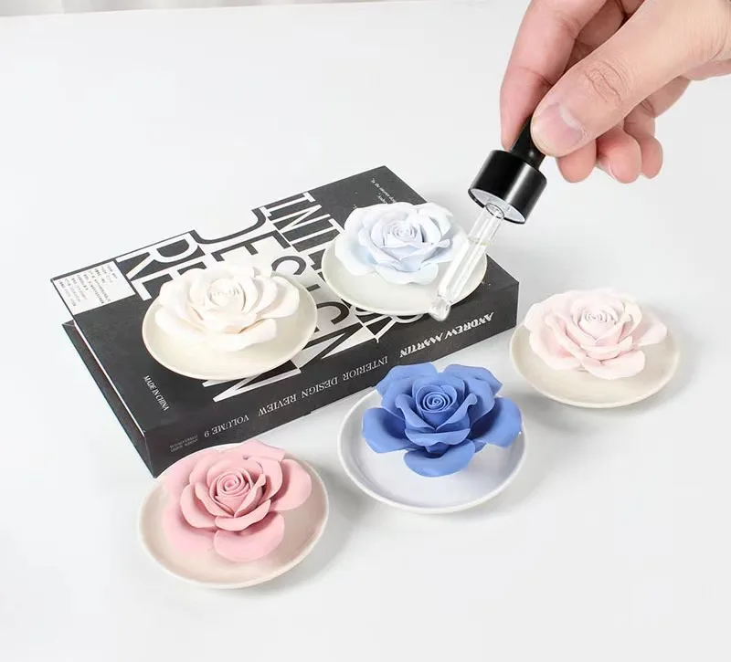 Small Mini Room Bathroom Decorative Aromatherapy Essential Oil Diffuser Lavender Scented Flower Diffuser Desk Decorative Purpose