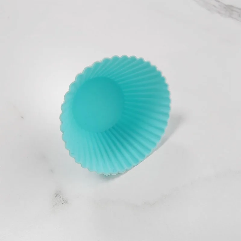 Hot Sale Reusable Mini Silicone Baking Cups OEM Color Accept Silicone Baking Cake Muffins Molds