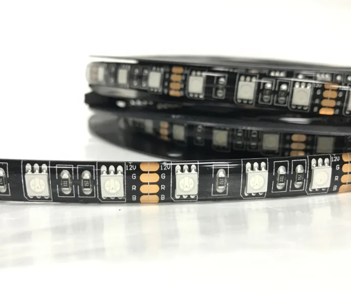 Ip65 12V SMD 2835 Светодиодная лента водонепроницаемая черная печатная плата теплый белый 3000K гибкие наружные светодиодные ленты