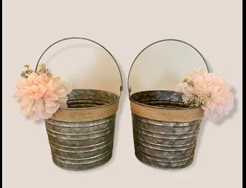 Factory sale Metal Rustic Galvanized Shabby Chic Flower Girl Bucket for wedding accessory wedding bucket pail with handle