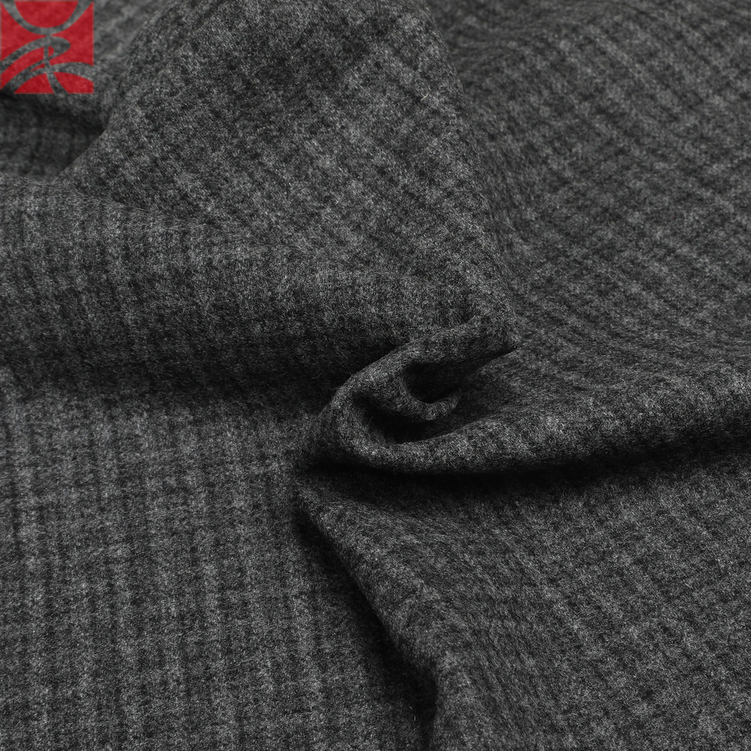 High quality 95% wool 5% cashmere  yarn dyed plaid flannel fabric for winter garment coat