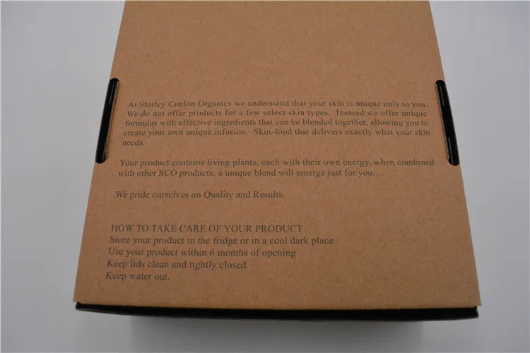 
Professional Customized LOGO Corrugated Paper Environmental Protection Beautiful Wrapped Gift Box For Jackets Coats 