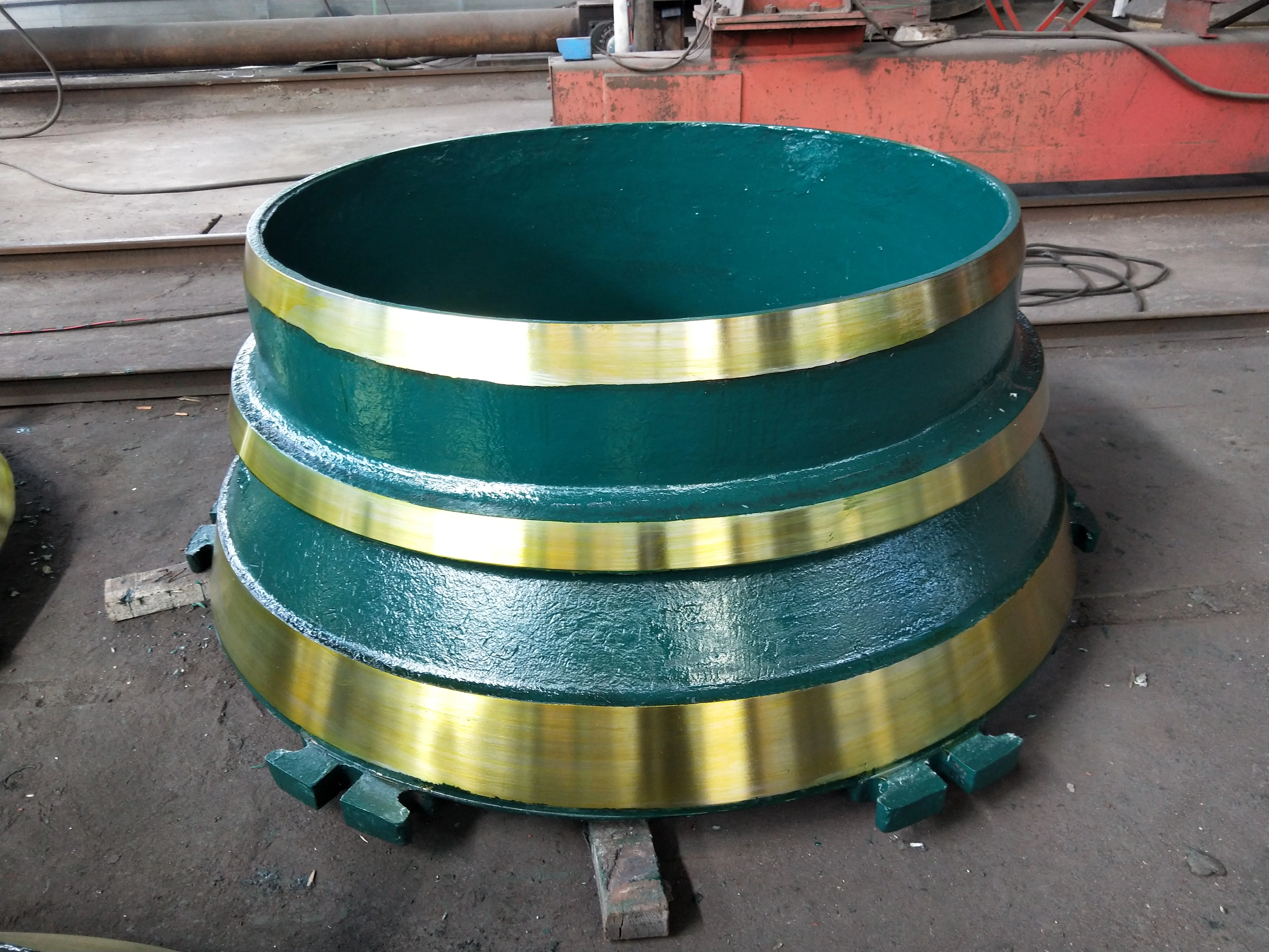 Steel Factory Cone Crusher Wear Parts Machine Parts Mantle and Concave High Manganese Bowl Liner Manufacture China 1 Piece Jaw