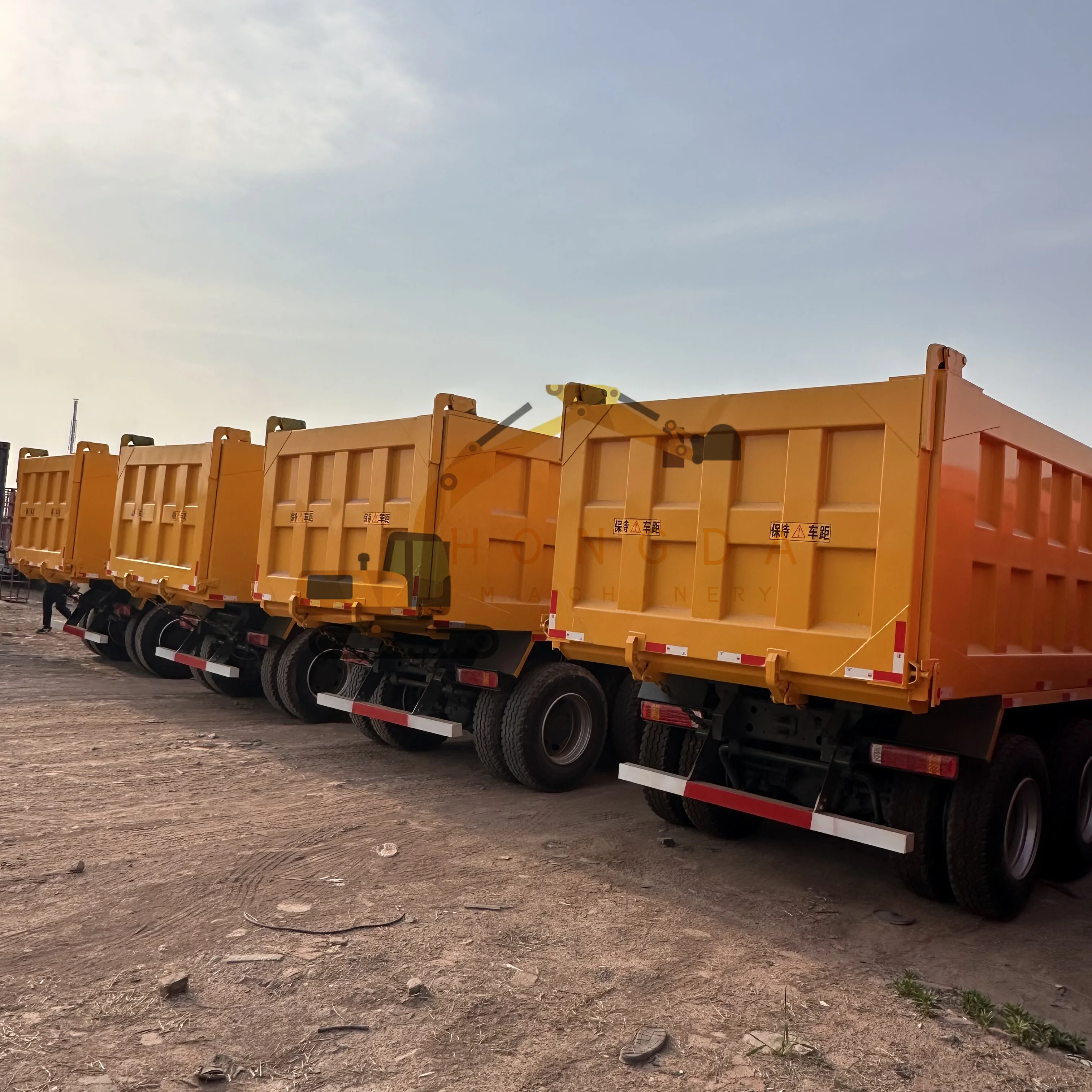 USED TRUCK HOWO-7 Manufacturers Supply 8x4 Dump Customizable Colors High-Roof Cars Truck