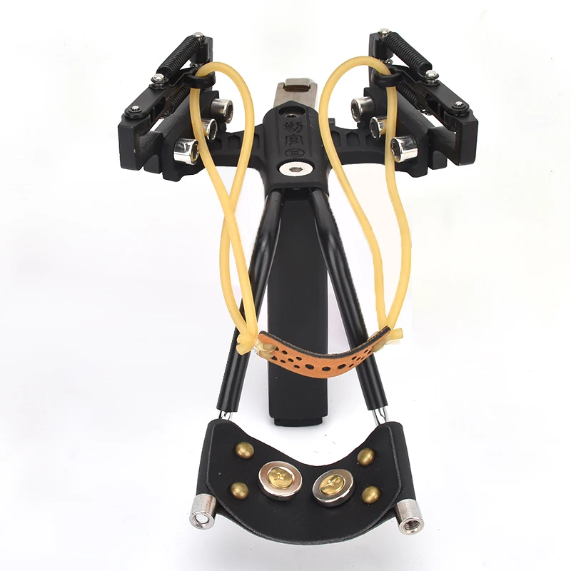 New outdoor hunting professional slingshot powerful slingshot  heavy catapult slingshot with flashlight