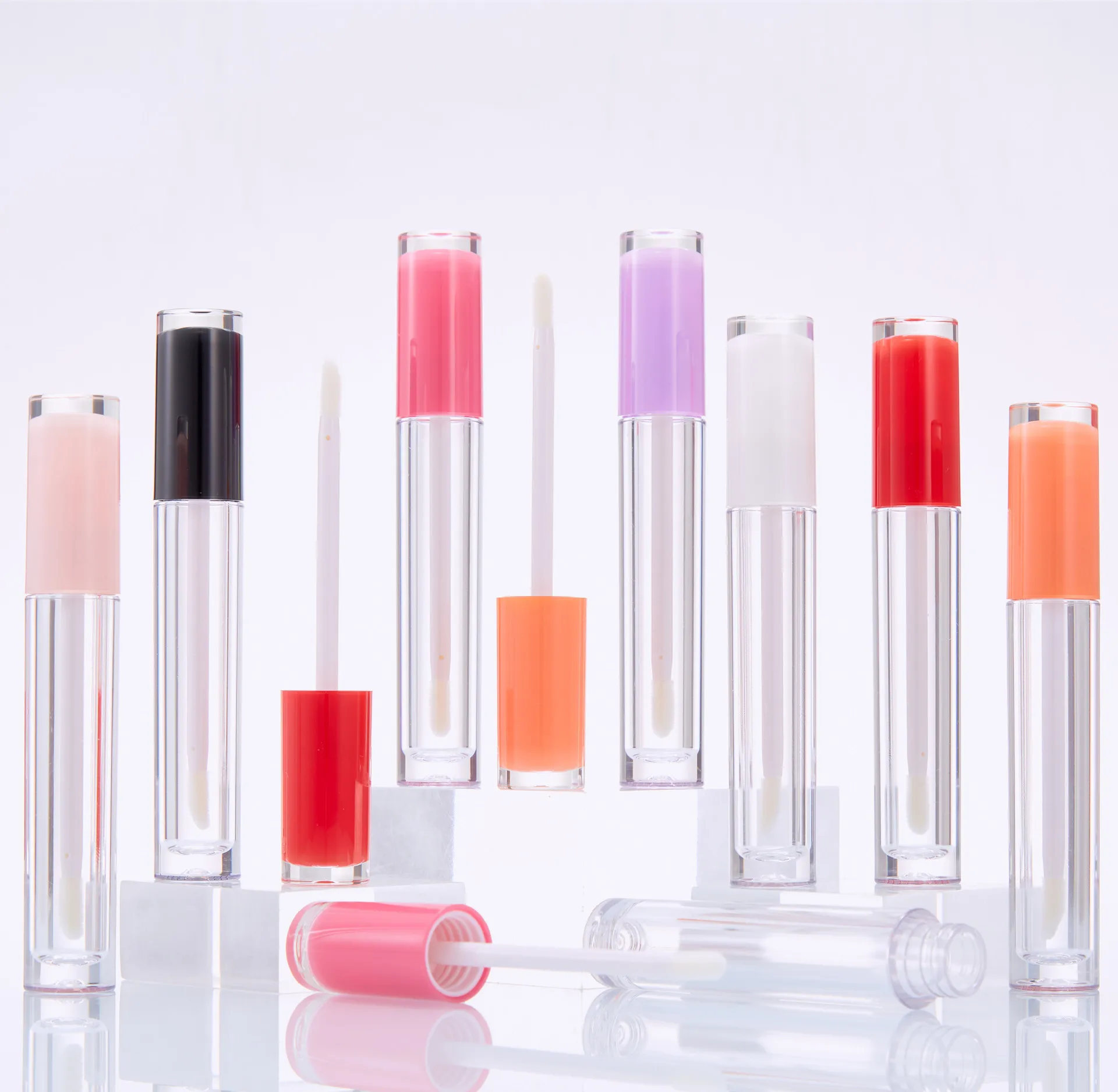 5ML  plastic material six colors lid outer packaging cosmetics bottle lip gloss empty tube bottling