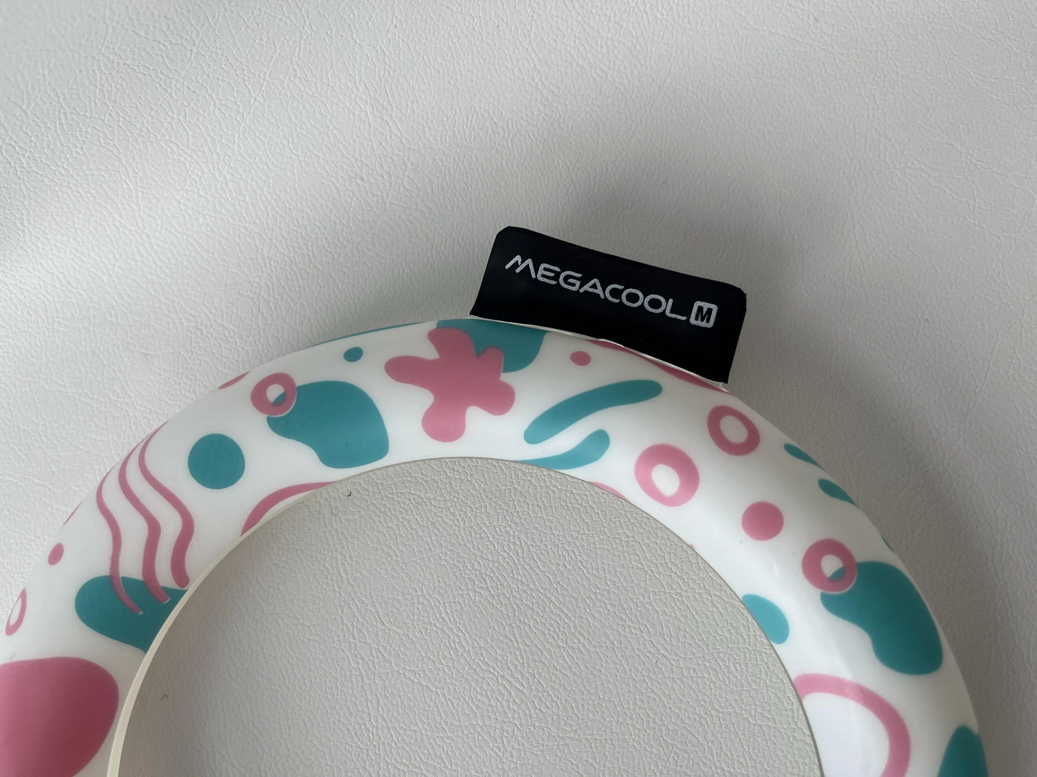 New Custom 2022 Ice Neck Pink Blue Party Band Freezable Cooling Neck Band Neck Cooling Ring Protects children from heat stroke