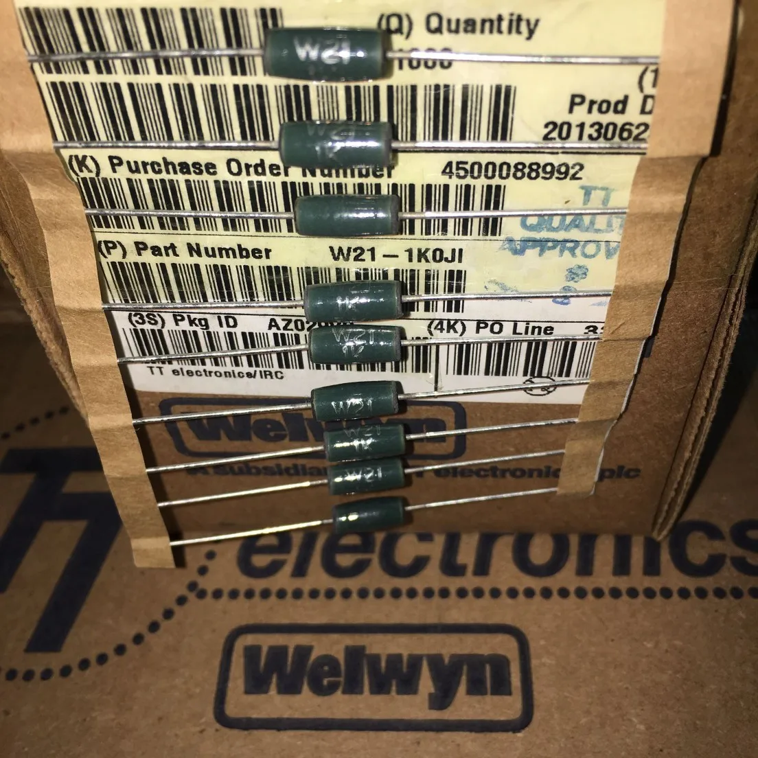 Welwyn Components / TT Electronics W21-1K0JI с проволочной обмоткой-сквозное отверстие 3 ватт 1K