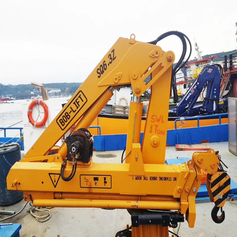 BOB-LIFT hydraulic system 1-6-12 ton Knuckle Boom Marine Davit Crane in deep sea operations