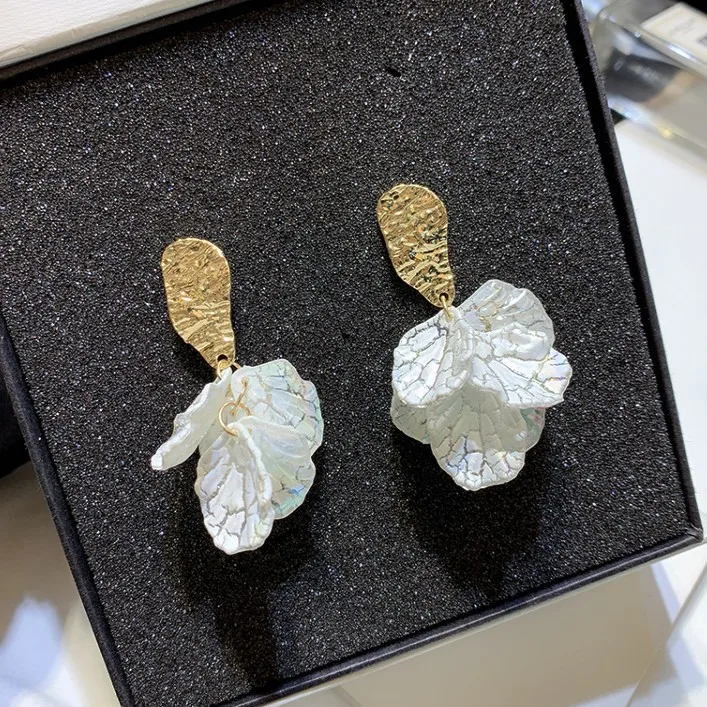 Korean New Statement Trendy Petal Jewelry Dangle Drop Shell Flower Earrings