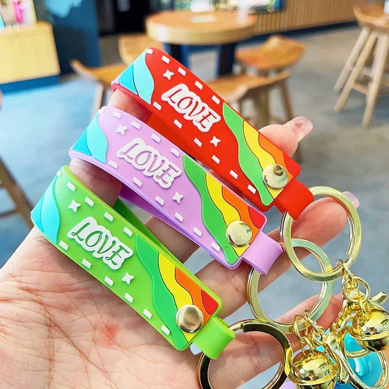 Hot Sale In Stock Promotion 3D Cartoon Rainbow Bear Key Chain Small Cute Key Ring 3D Cheap Gifts For Kids