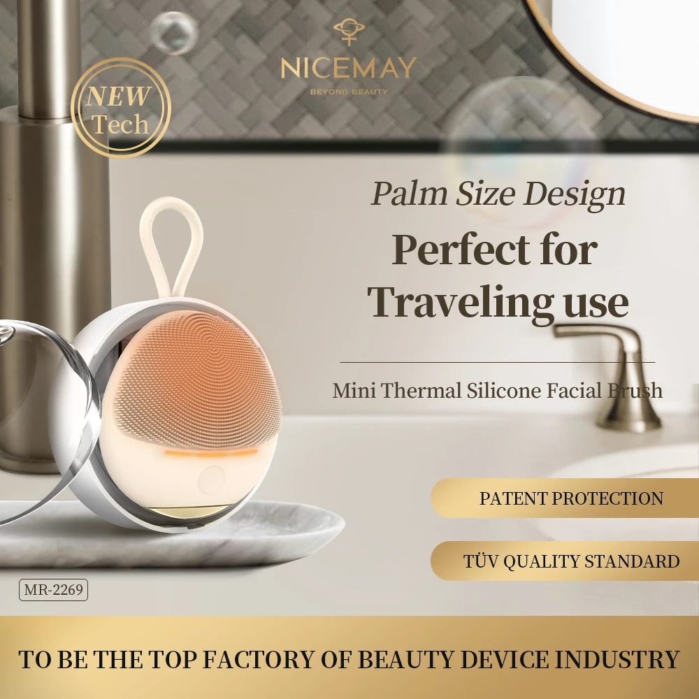 Handheld Rechargeable Mini Thermal Facial Exfoliating Brush Electric Silicone Face Scrubber Blackhead Remover