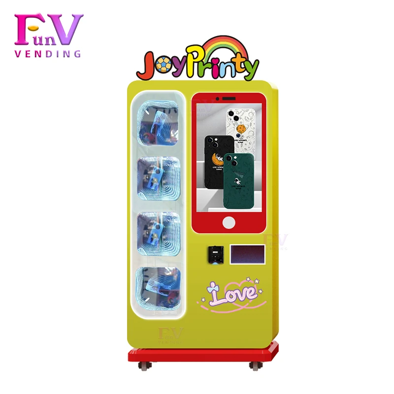 The robot vending machine that uploads photos to print mobile phone cases can complete the printing in a few minutes.