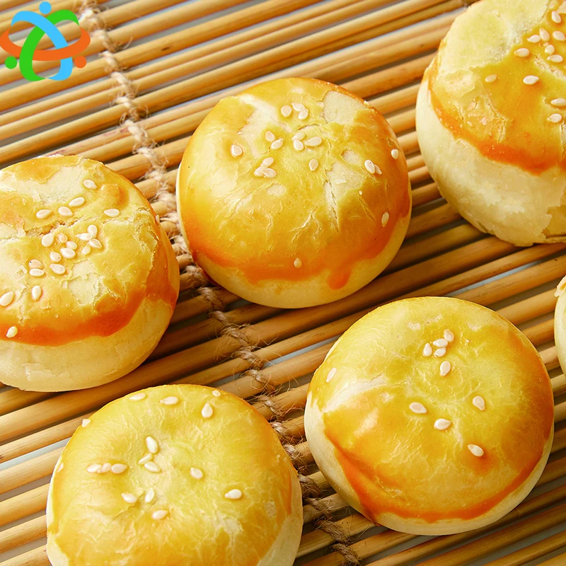 Factory Price Baked Goods Egg Yolk Crispy Yellow Sandwich