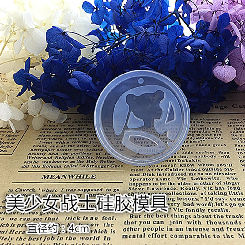 
Epoxy Jewelry Crystal Mold Moon Star Sailor Moon Water Pattern Pendant Trojan Food Grade Silicone Cake Tool 