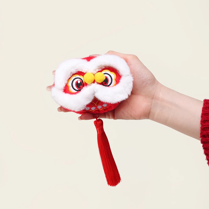 Wholesale Cartoon Pendant Keyrings Anime Stuffed Animal Lucky Lion Head Doll Plush Keychain Toy