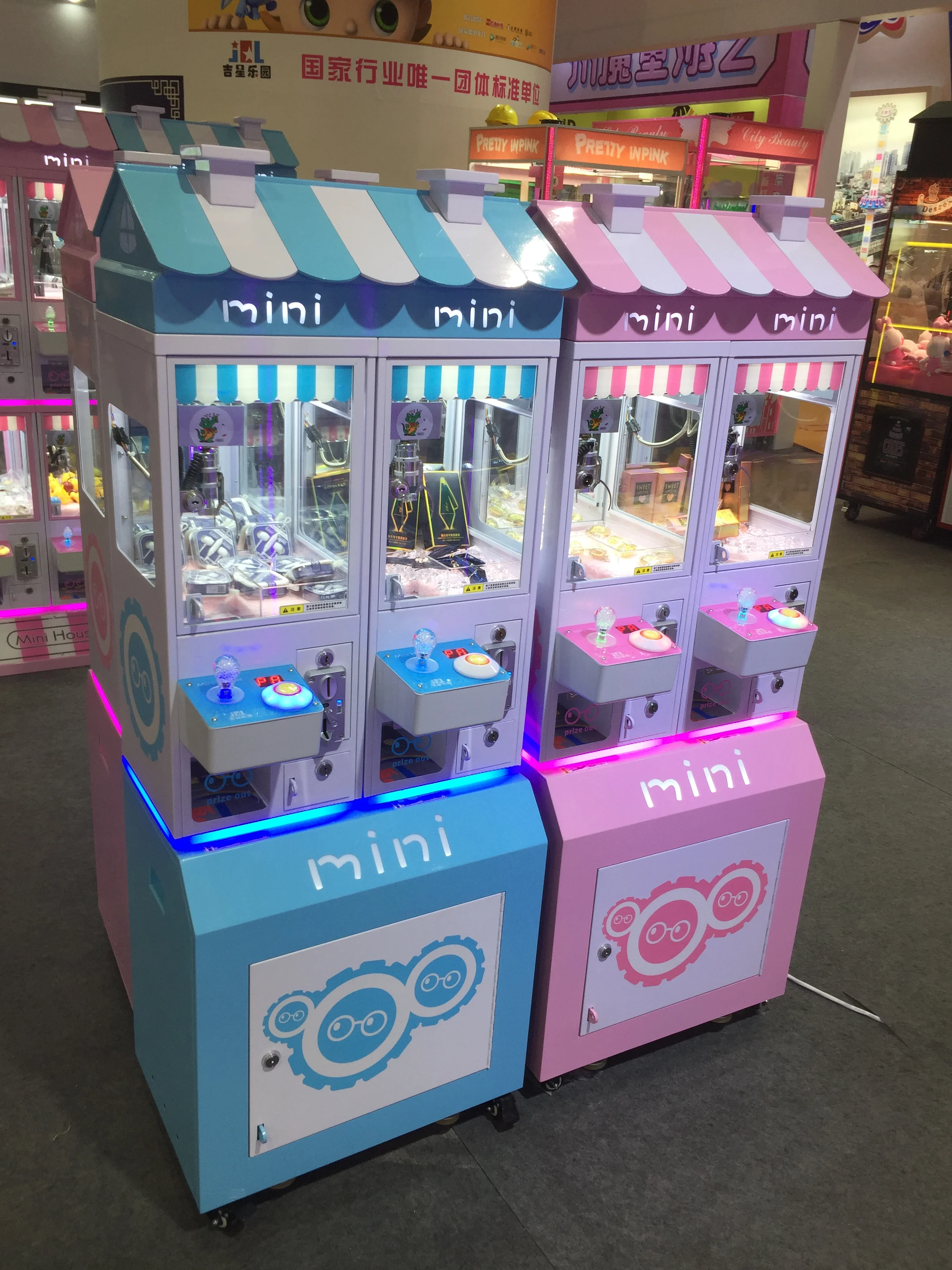 Indoor Mini Teddy Bears Coin-Operated Crane Machine Arcade Toy for 3-Year-Olds for Game Center and Amusement Centers