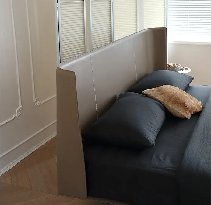 Creative wing headboard Italian king size bed set minimalist design bedroom floating leather bed furniture