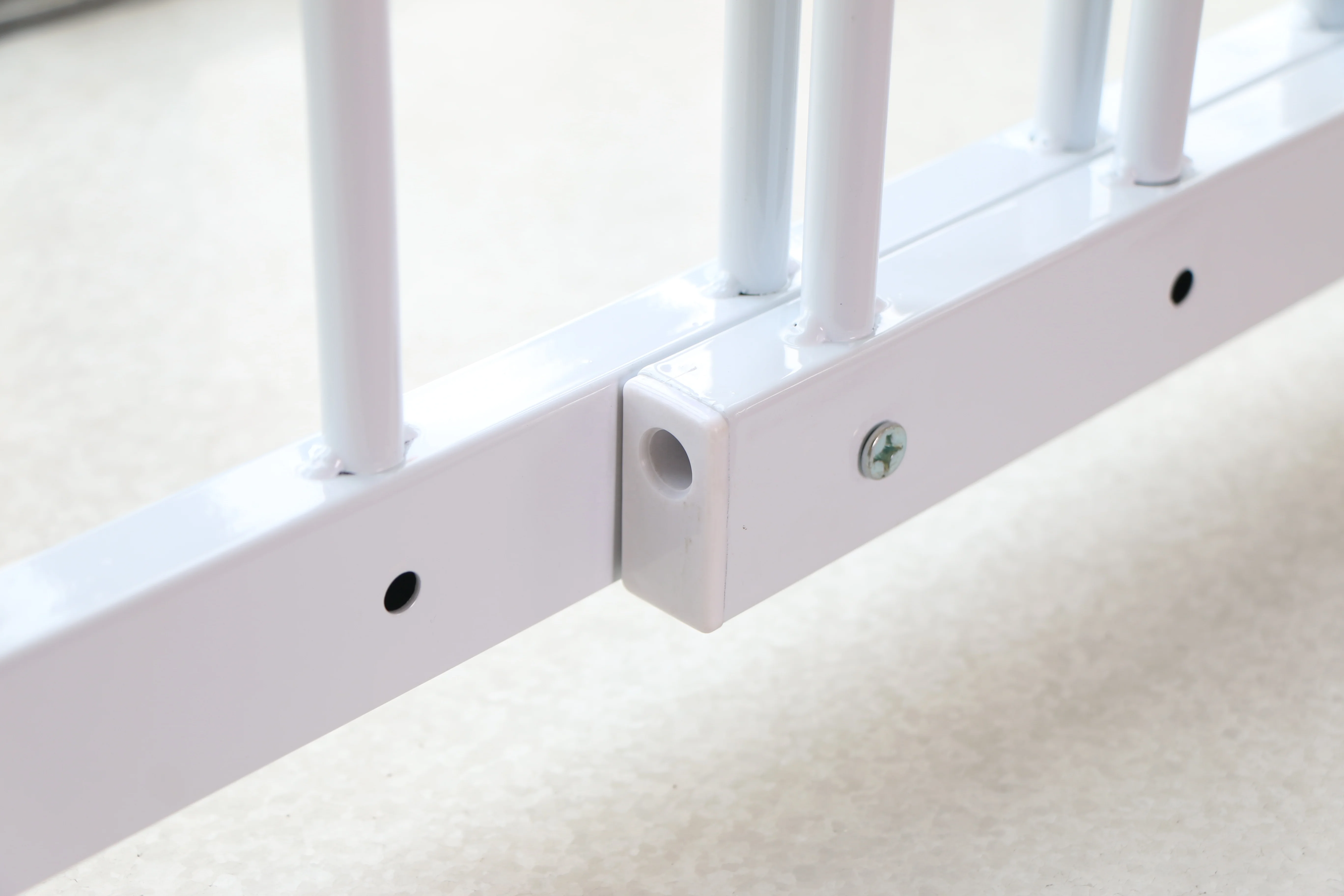 Защитное ограждение для окон для безопасности детей