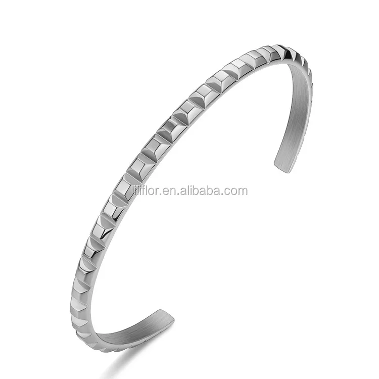 High Quality Fashion Jewelry 18K Gold Plated Stainless Steel Spike Pyramid C-type open design Cuff Bracelets BF192008 4