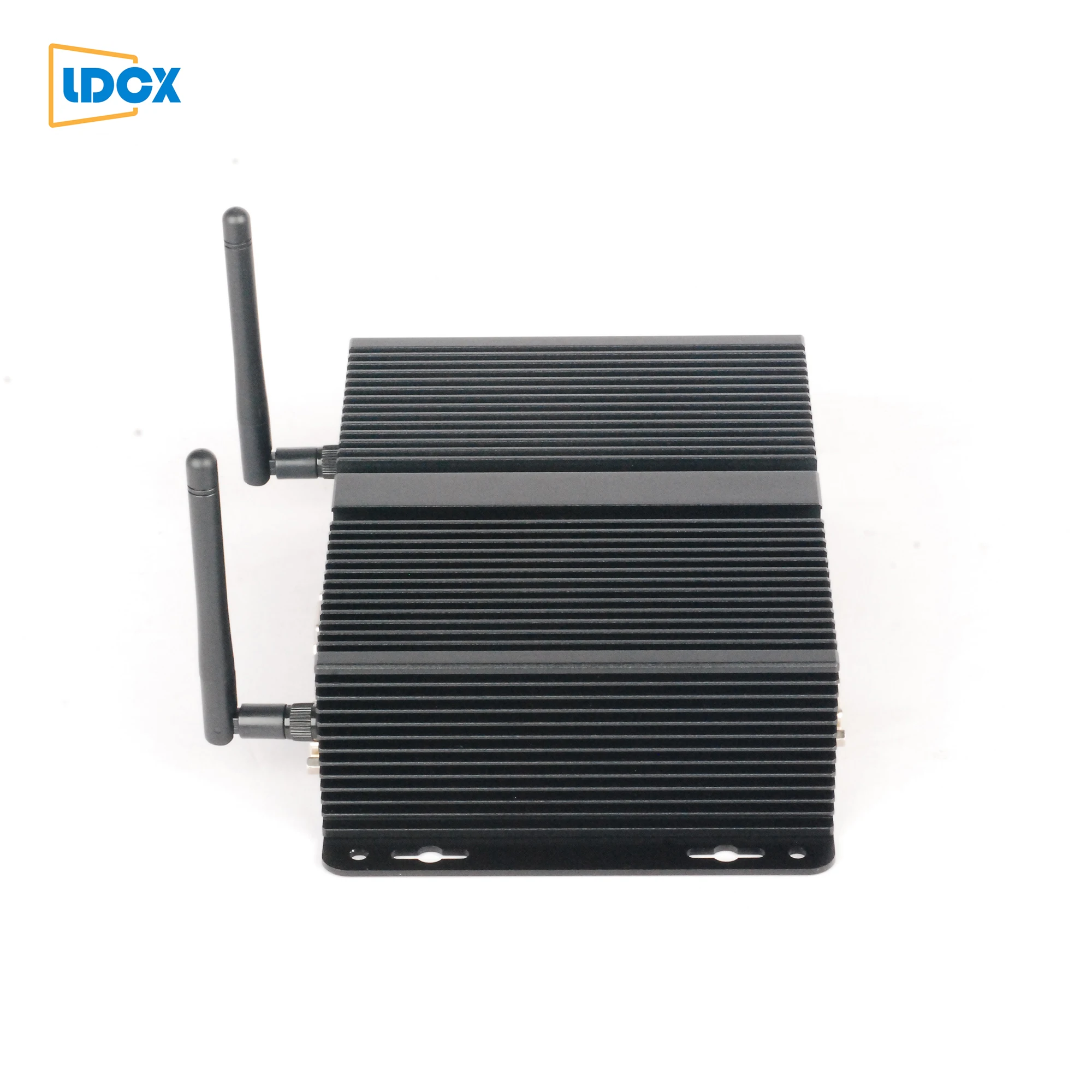LDCX Core i7 6500U промышленный компьютер без вентилятора 6COM10USB2LAN