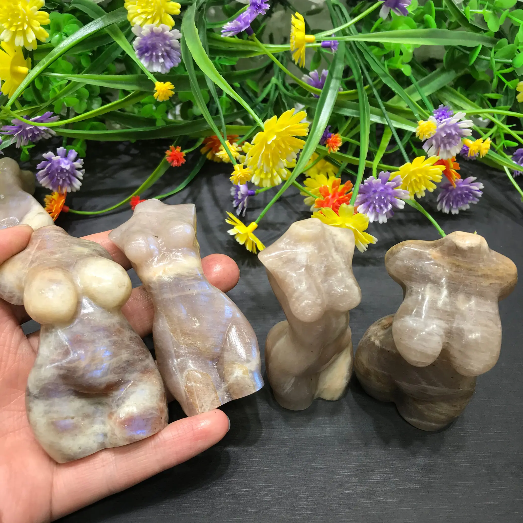 Natural Sunstone Moonstone Crystal Body Model For Home Decoration