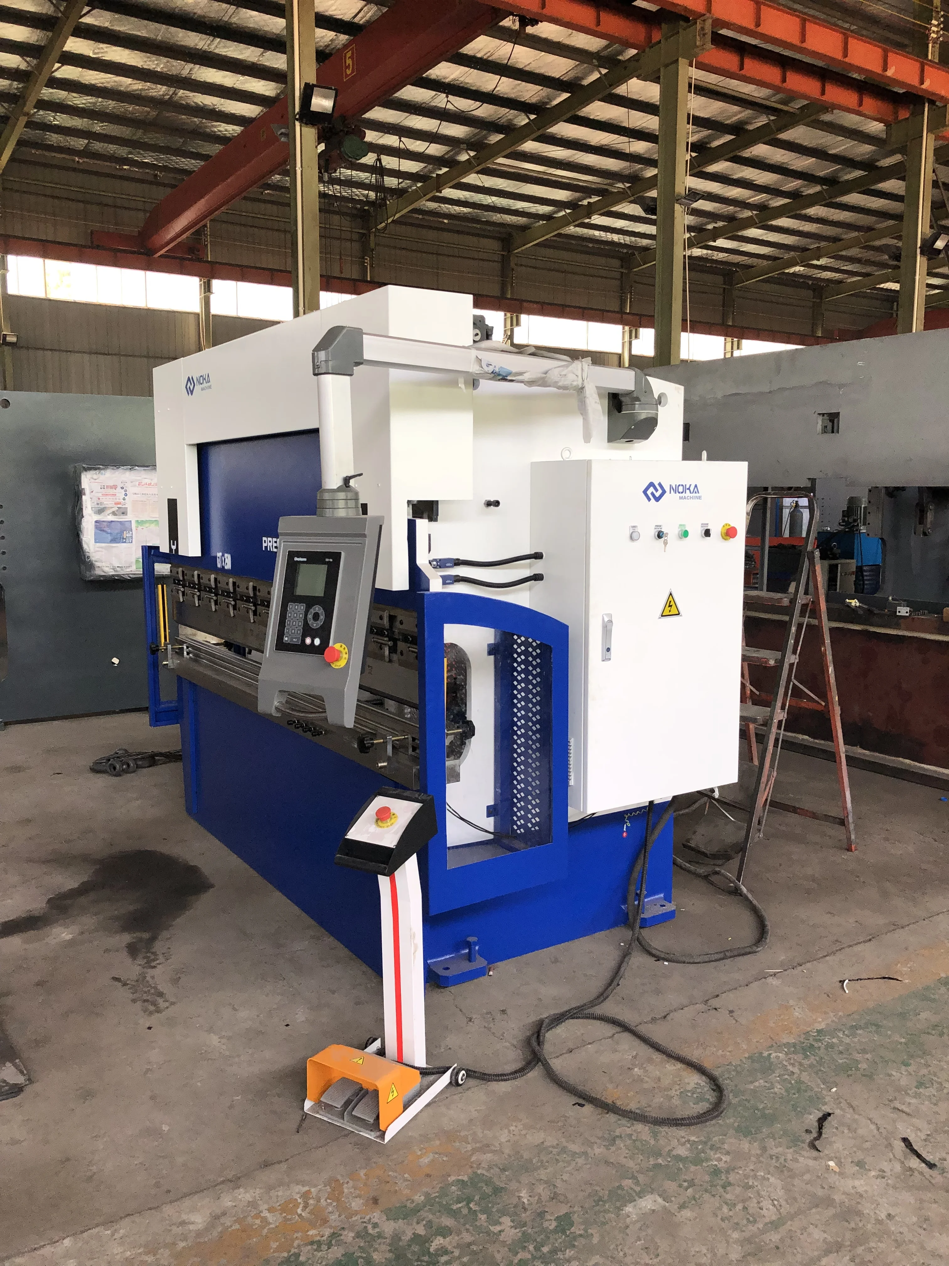 CNC Press Brake Used Sheet Metal Bending Machinery Hydraulic Bender Plate Stainless Steel Mini Press Brake Machine Price Sale