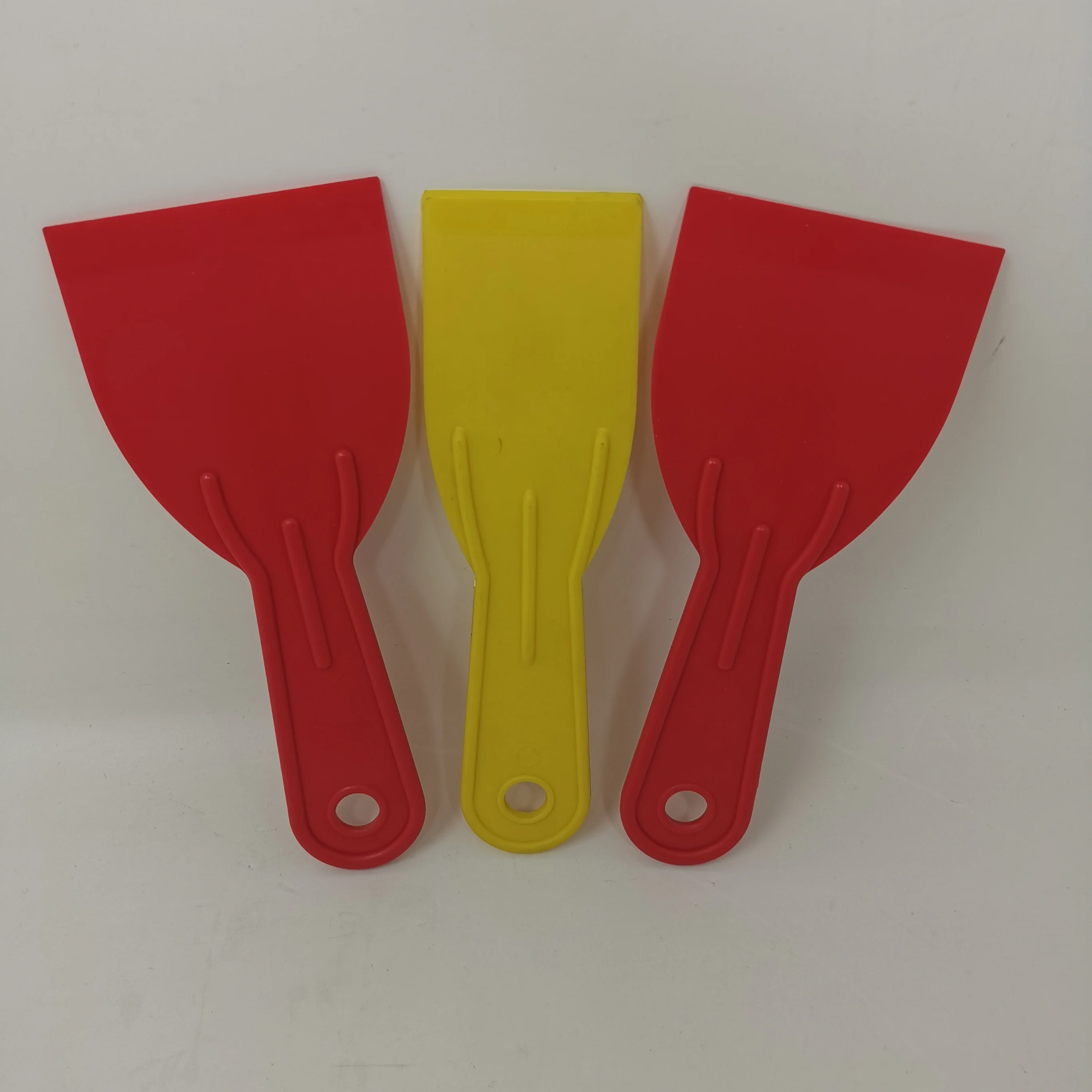 Custom Red Color Flexible 76mm PP Putty Knife Paint Putty Knife Scraper Paint Scraper