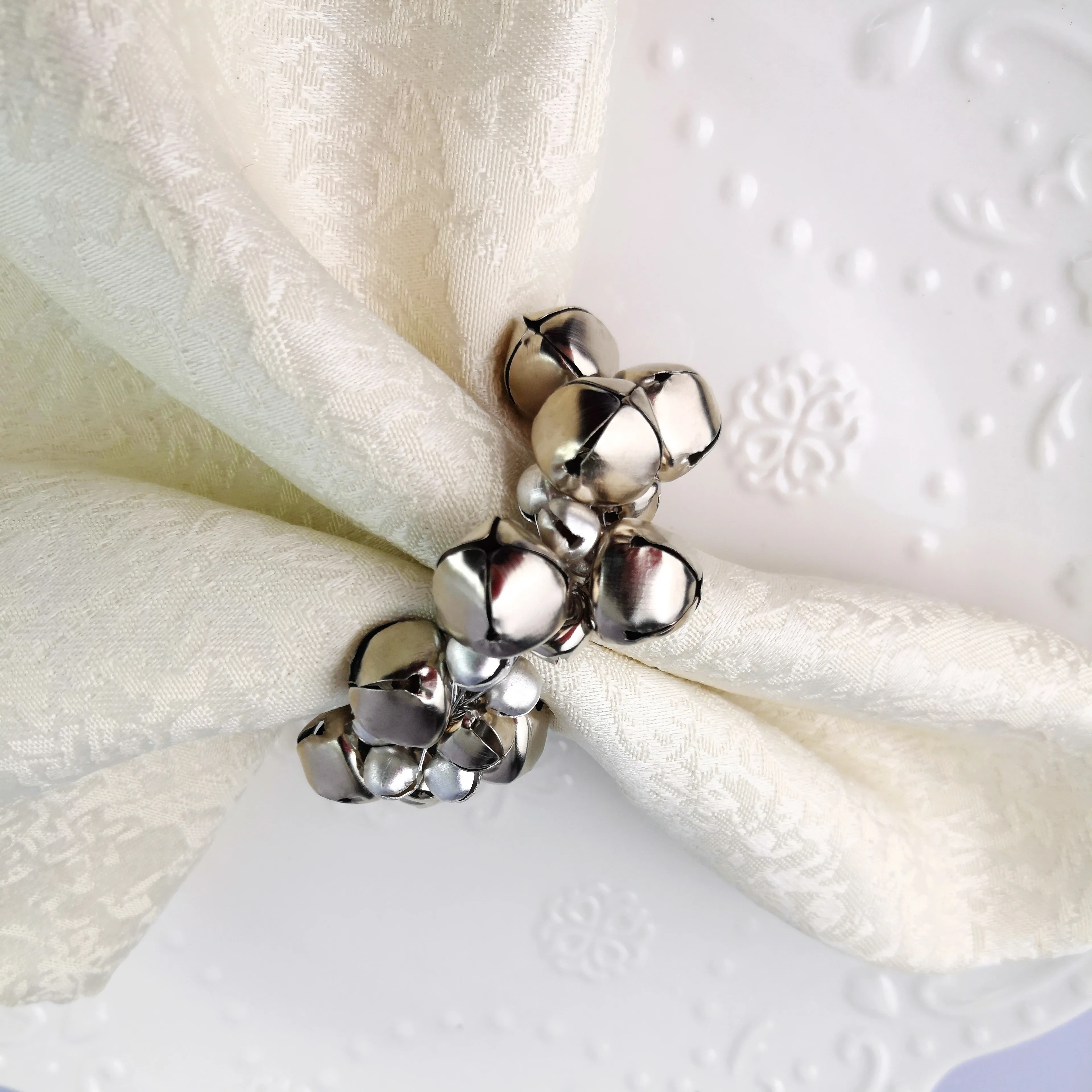gold silver jingle bell napkin ring for wedding decoration