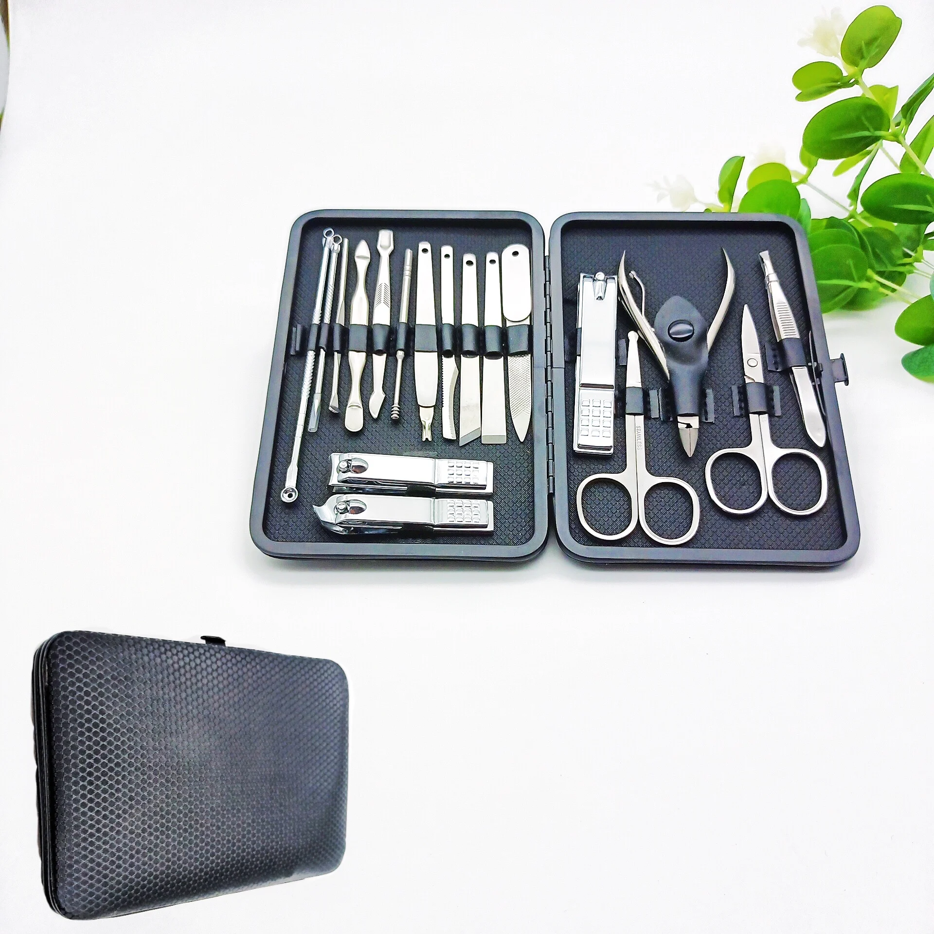 Manufacturer New Stainless Steel Personal Care Safety Care Toe Nail Clipper Set
