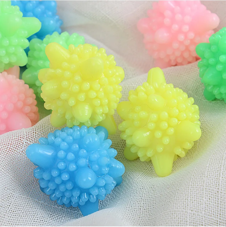 DT Factory price 4 pcs  PVC Dryer Balls Reusable Dryer Porcupine Ball for Dryer Machine Anti Static Soft Laundry Washing Balls