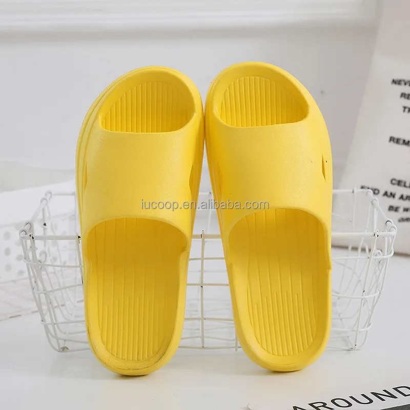 Unisex Soft rubber slides for household fashion Slippers Non-slip EVA Bathroom Slides Woman Sandals Summer Flip Flops