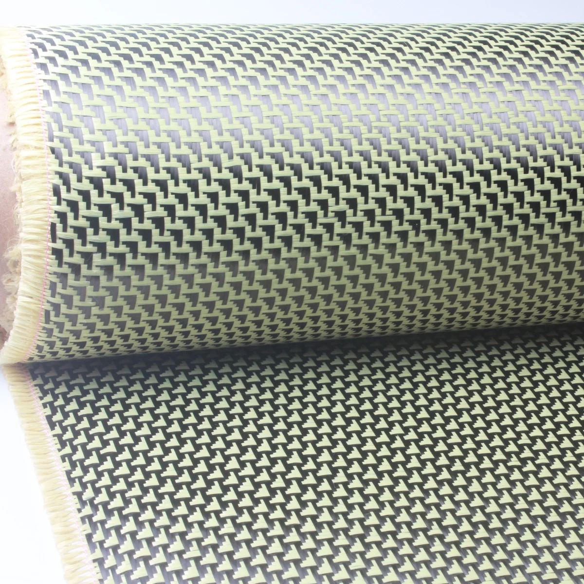 260g/m2 Aramid 1500D 3K Carbon Fiber Plane Pattern Hybrid Woven Fabric