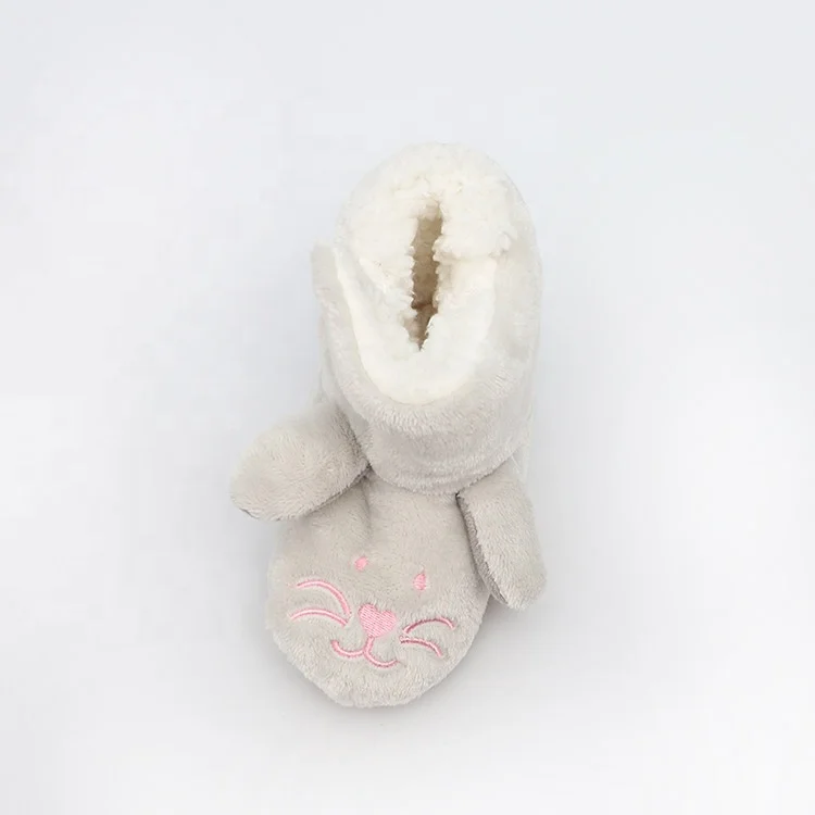 
hot selling Fashion flat woman boots soft fur short boots keep warm winter slippers indoor 