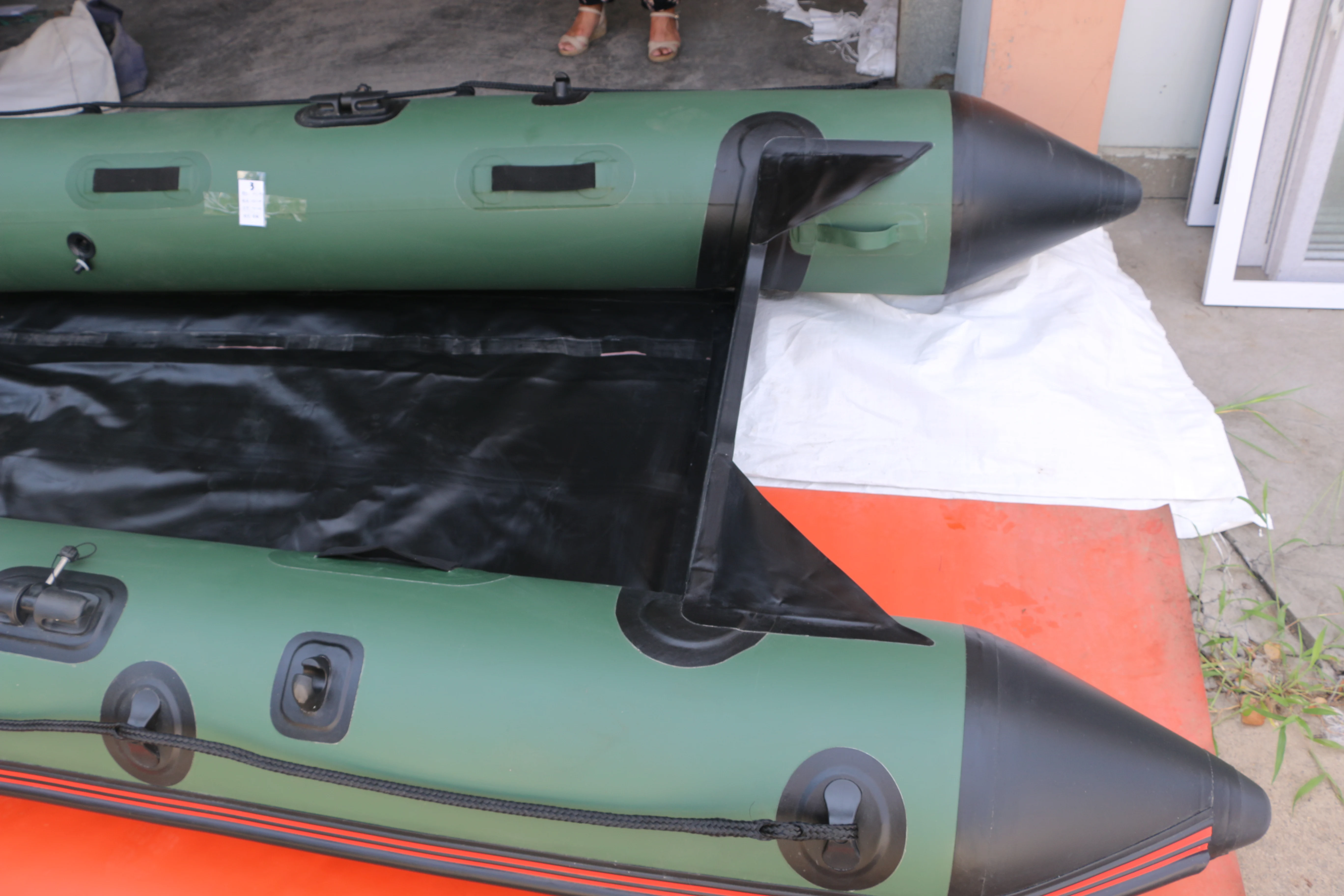 OEM factory 380cm inflatable Rowing boats 2 3 4 5 6 Person Inflatable Kayak Fishing Boat Custom PVC Hypalon