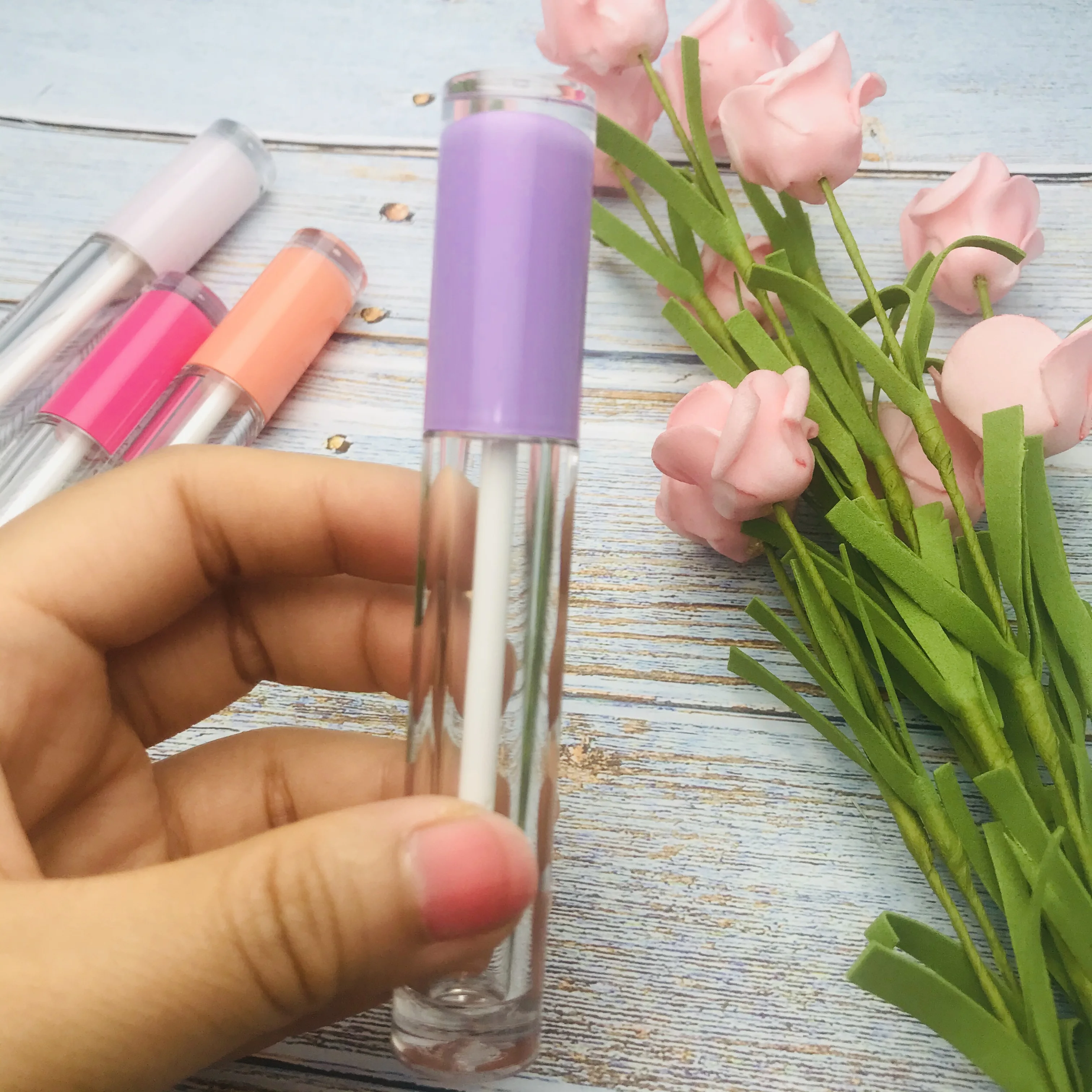 Private label pink black white big brush empty white clear wand custom logo creative lip gloss tubes,clear lip gloss tube vendor