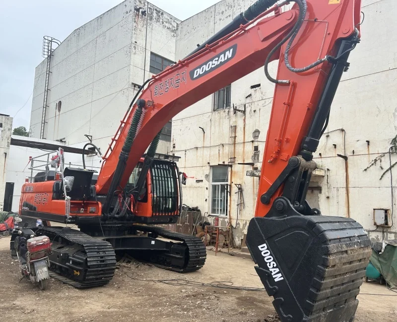 High Quality Used Original South Korea imported doosan 340 crawler excavator dx340 34 ton engineering machinery