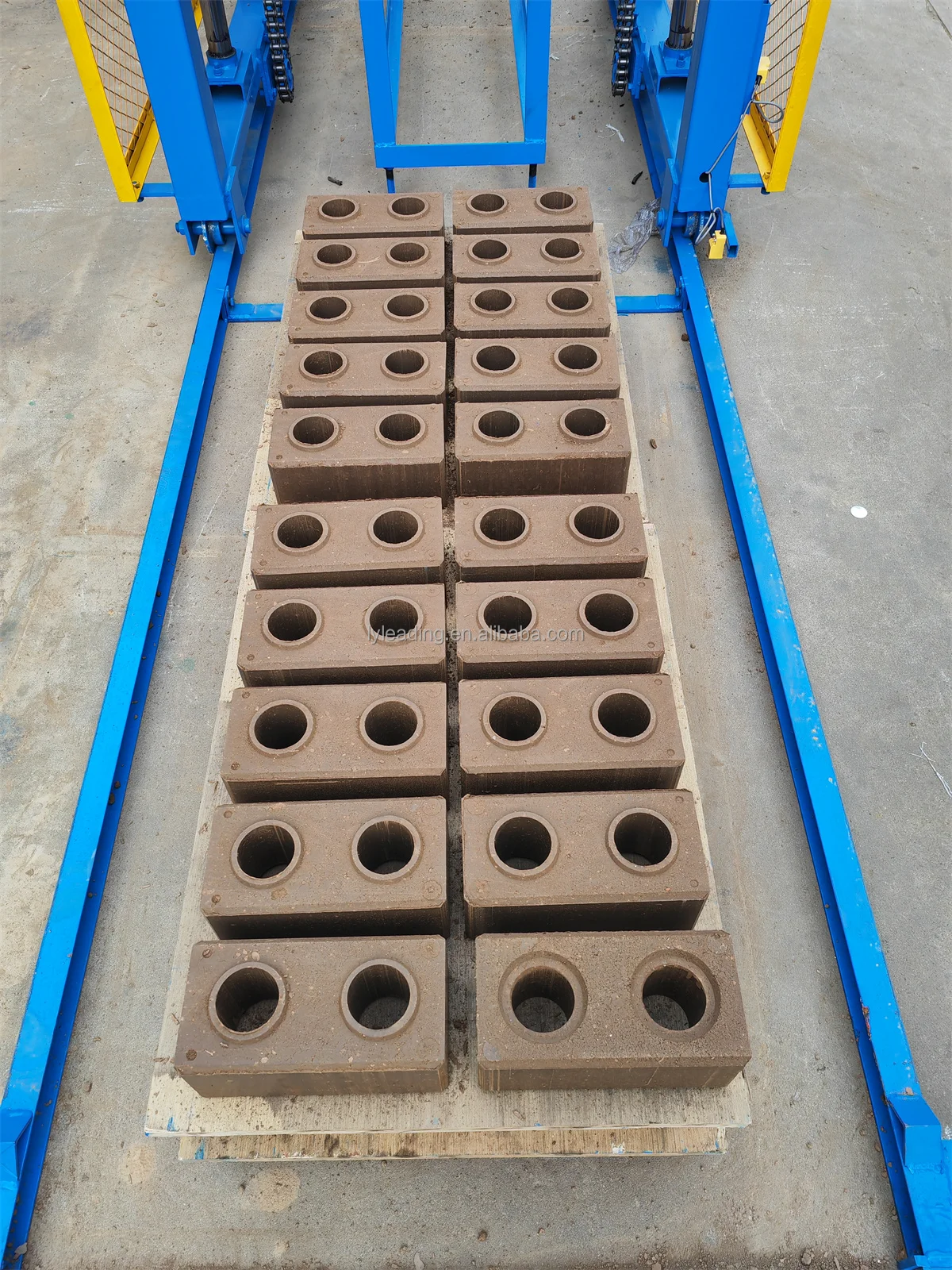 Automatic stacker HY10-10s Hydraulic Compressed Earth Mud Clay Eco Adobe Interlocking Interlock Block Brick Making Machine