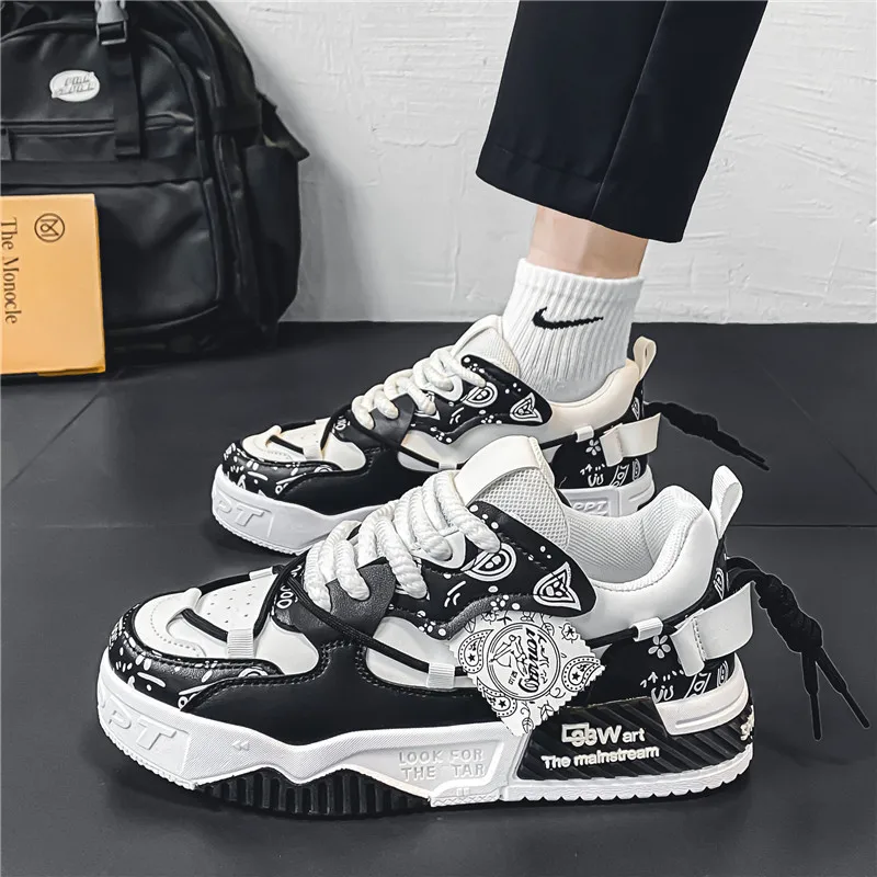 2025 New Shoes China Factory Comfortable Lace-up Type Men White Casual Tennis Sneakers in Bulk