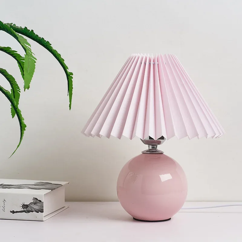 Nordic Girl Room Decorated with Pleated Desk Light Fixtures Korean-style Folding Table Lampshade Cozy Bedroom Bedside Lamp