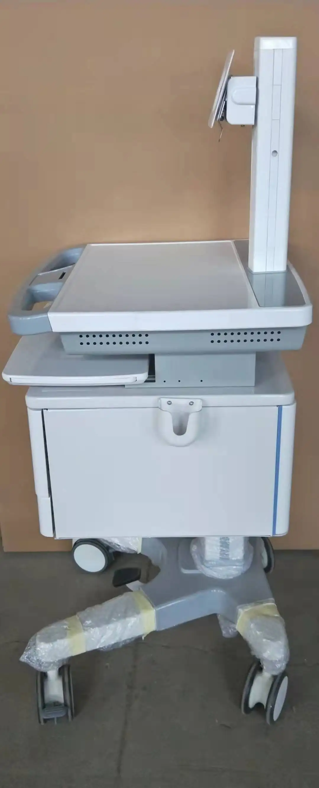 Hospital mobile trolley Nursing record & ward round trolley Hospital computer monitor trolley