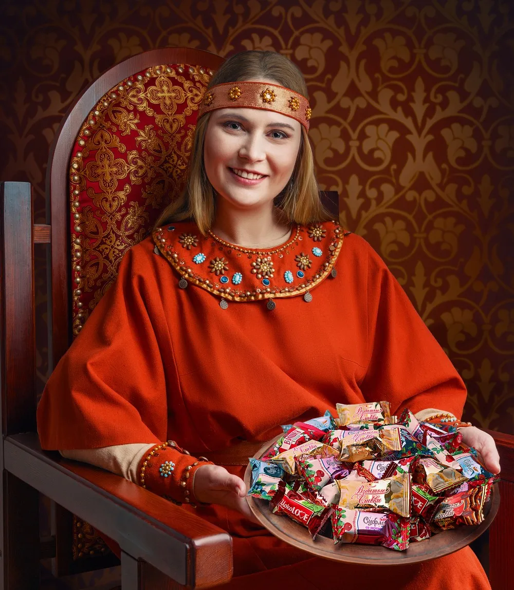 
Glazed Sweets Cranberries and Prunes 1 kg Chocolate Candies Confectionery 