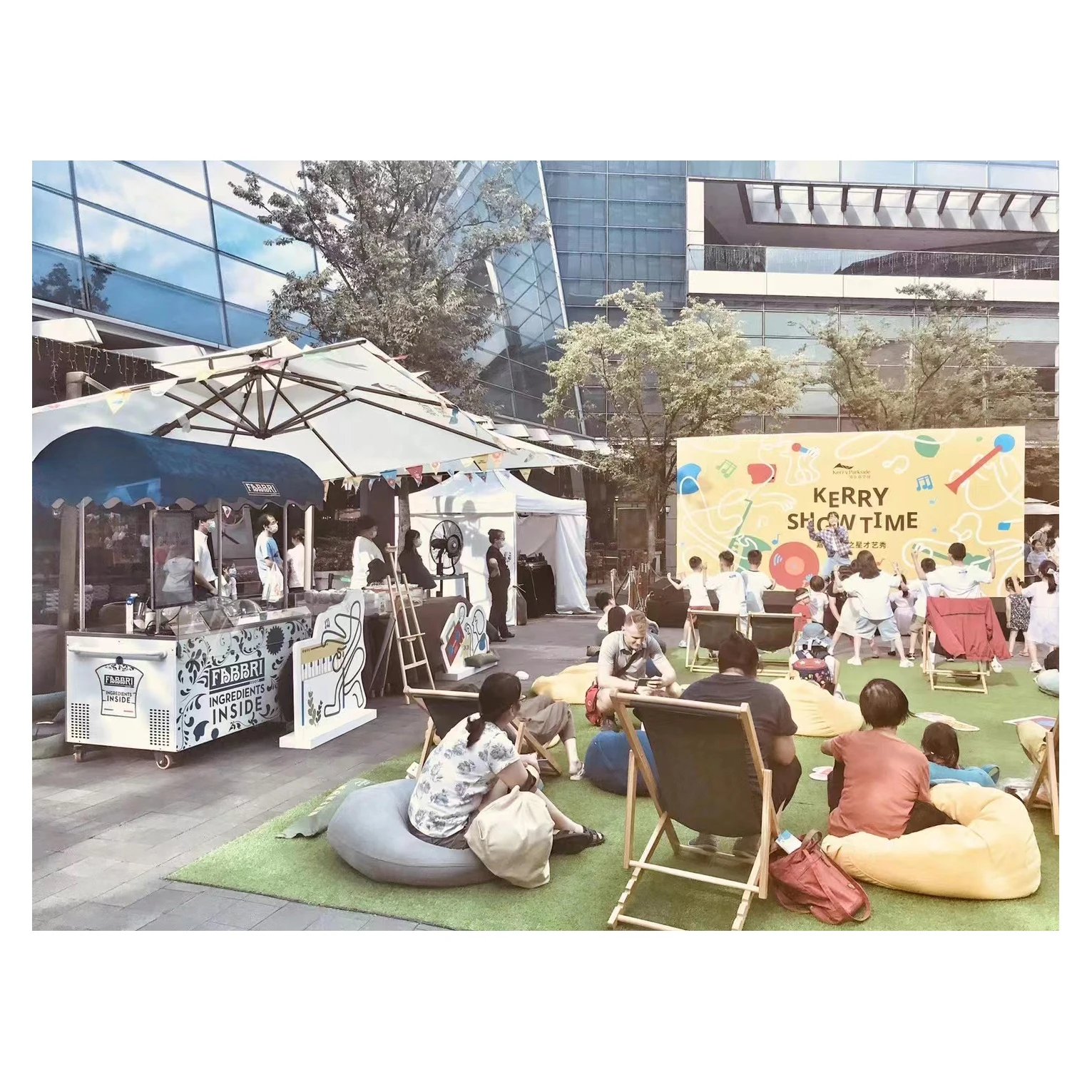 MILES Galaxy Pro V4C Freezer Showcase Gelato Ice Cream Cart All In One machine like mobile shop Outdoor Street Food truck