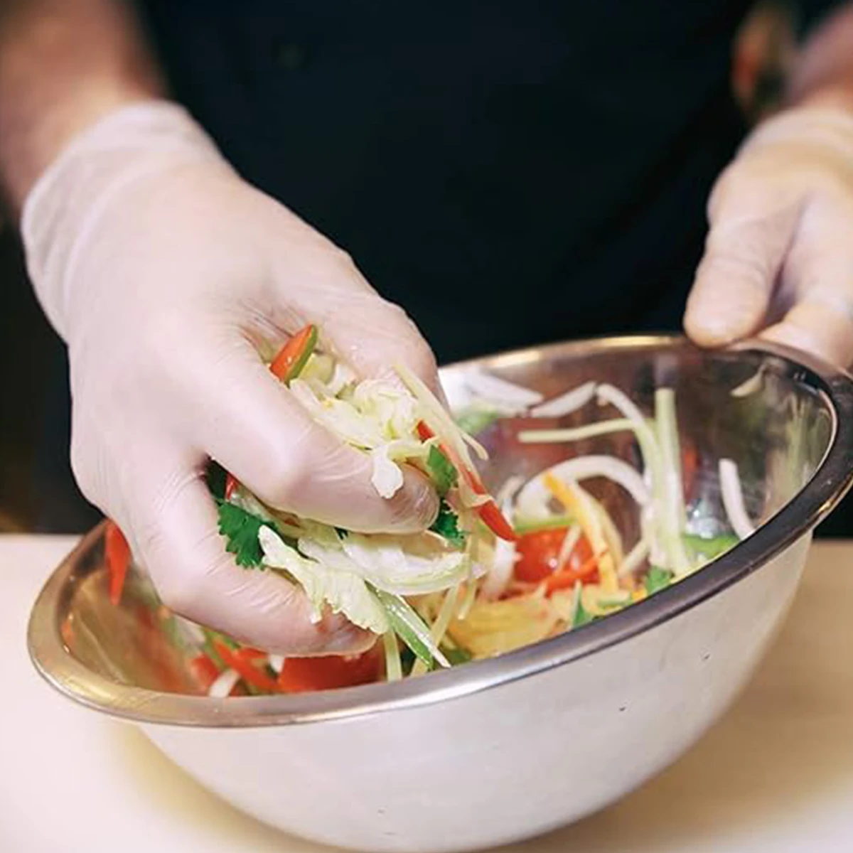 Disposable Vinyl Synthetic Exam Gloves Cleaning PVC Hand Gloves Powder Free Latex Free For Household Food Safe Hairdressing Pets